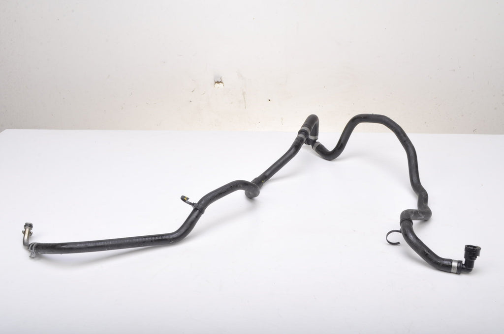 VOLVO XC40 B4 Mild-Hybrid 16V 197HP PIPE WATER CABLE