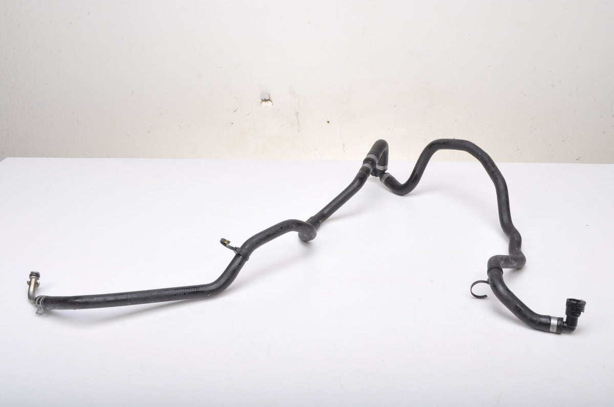 VOLVO XC40 B4 Mild-Hybrid 16V 197HP PIPE WATER CABLE