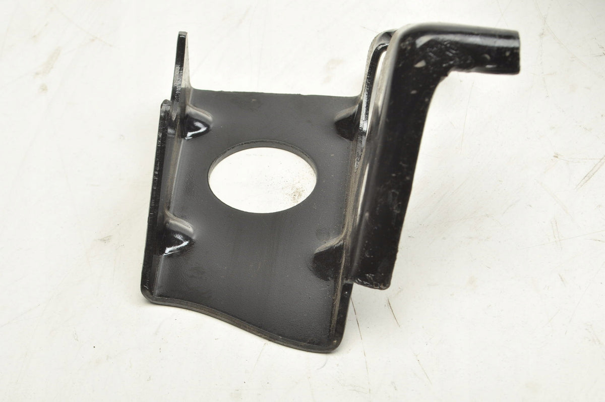 VOLVO XC40 BUMPER MOUNT RIGHT REAR 32221689 2025R