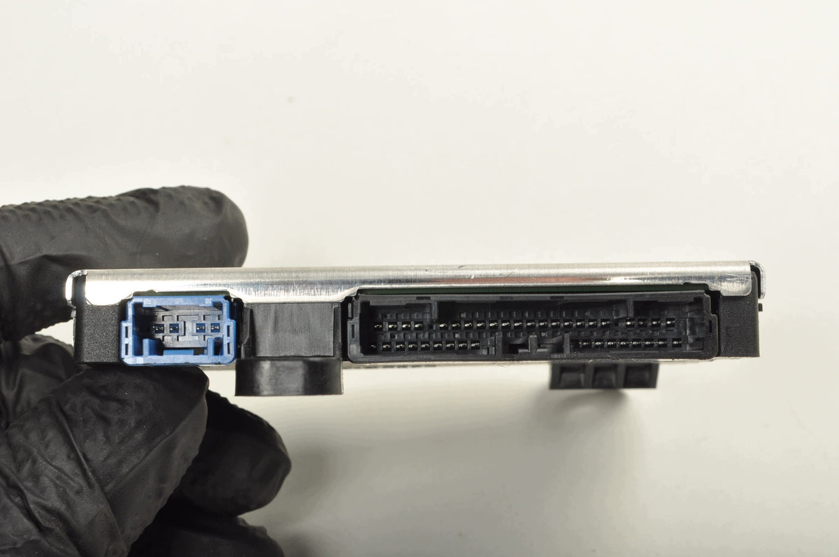 VOLVO XC40 C40 POLESTAR II P8 82KWH BATTERY DRIVER MODULE 32362468