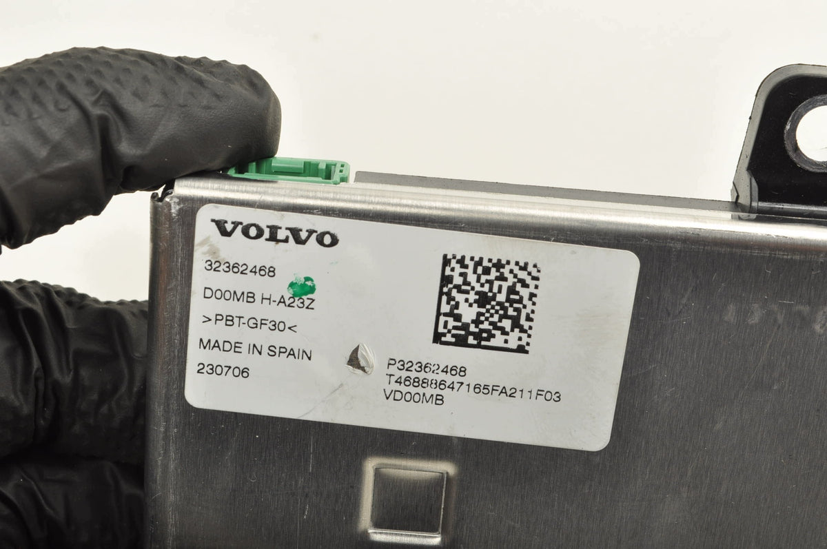 VOLVO XC40 C40 POLESTAR II P8 82KWH BATTERY DRIVER MODULE 32362468