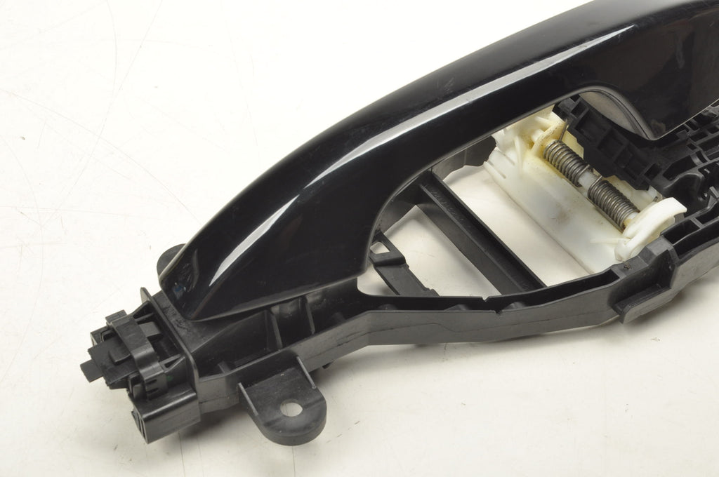 VOLVO XC40 DOOR HANDLE EXTERIOR RIGHT REAR 31462056 717 30747097