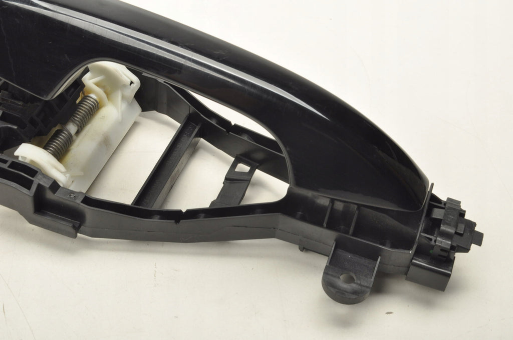 VOLVO XC40 DOOR HANDLE EXTERIOR RIGHT REAR 31462056 717 30747097