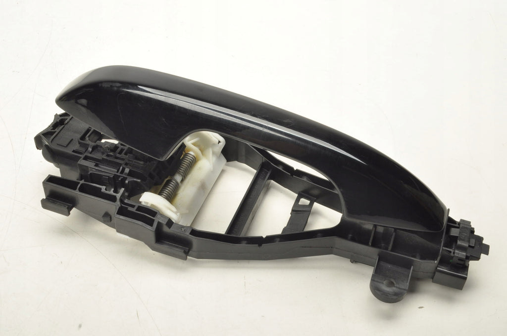 VOLVO XC40 DOOR HANDLE EXTERIOR RIGHT REAR 31462056 717 30747097