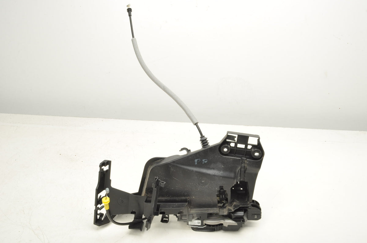 VOLVO XC40 DOOR LOCK RIGHT FRONT 31462456 30747094 6 PIN