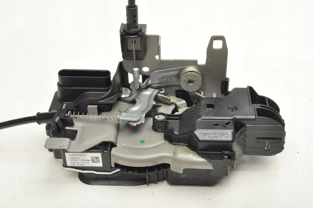 VOLVO XC40 DOOR LOCK RIGHT FRONT UK 2025 31462456 6PIN