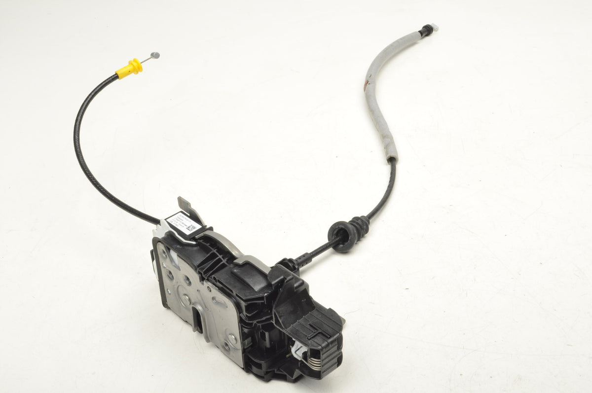 VOLVO XC40 DOOR LOCK RIGHT FRONT UK 2025 31462456 6PIN
