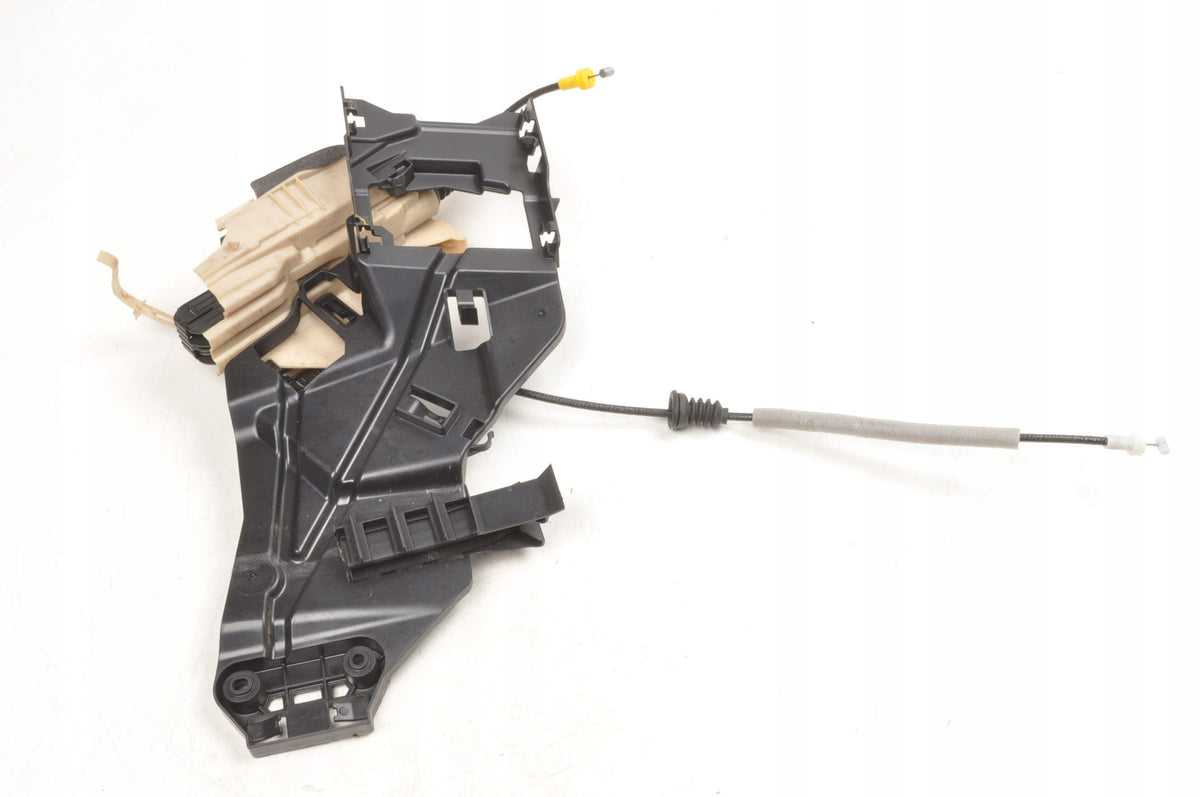 VOLVO XC40 DOOR LOCK RIGHT REAR 32131413 32310905 2026