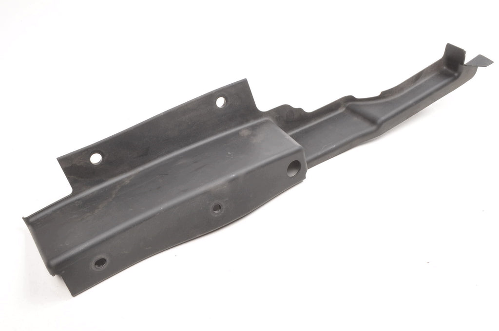 VOLVO XC40 FENDER GUARD LEFT 32131857