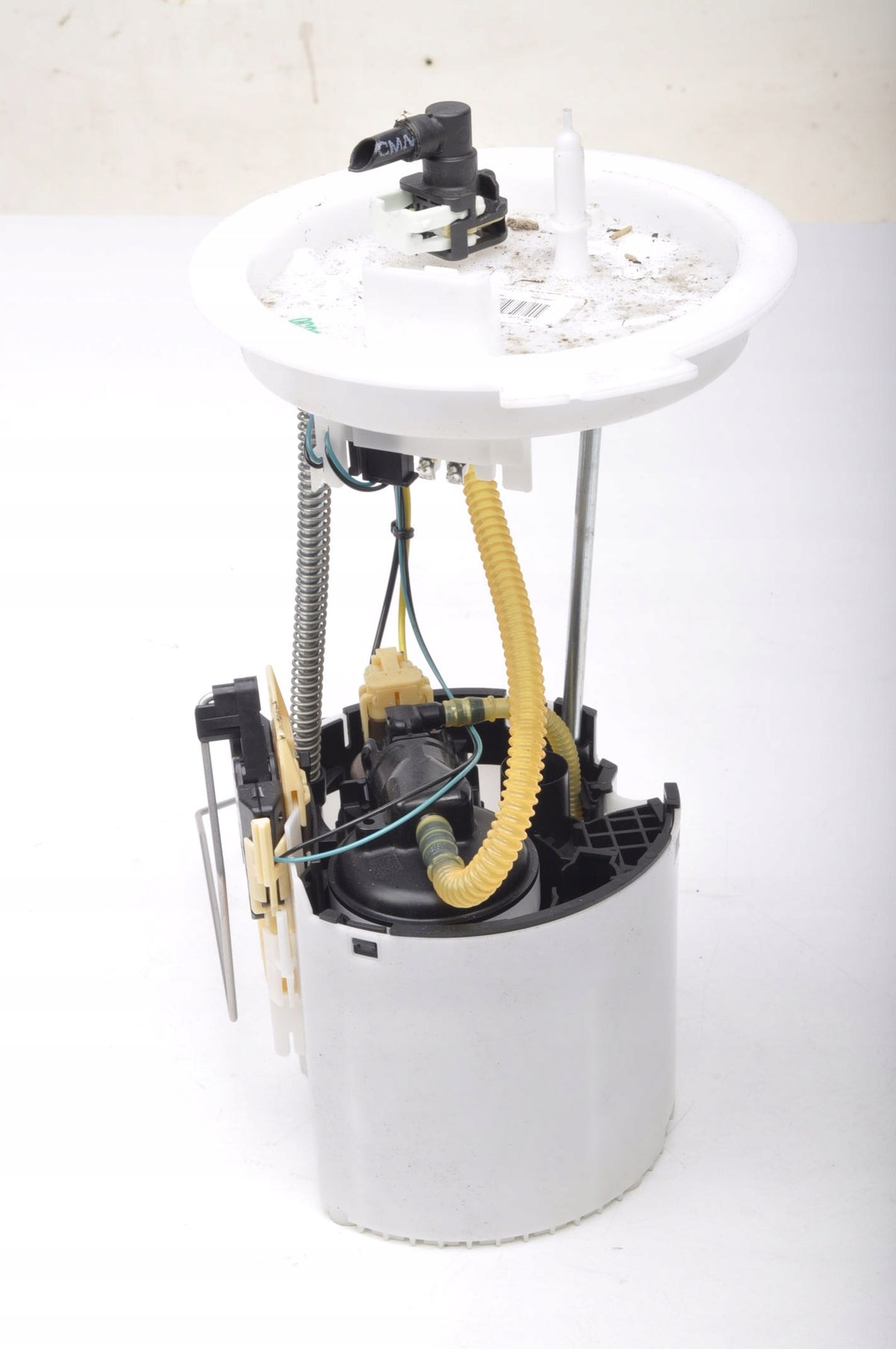 VOLVO XC40 FUEL PUMP PETROL 32203667