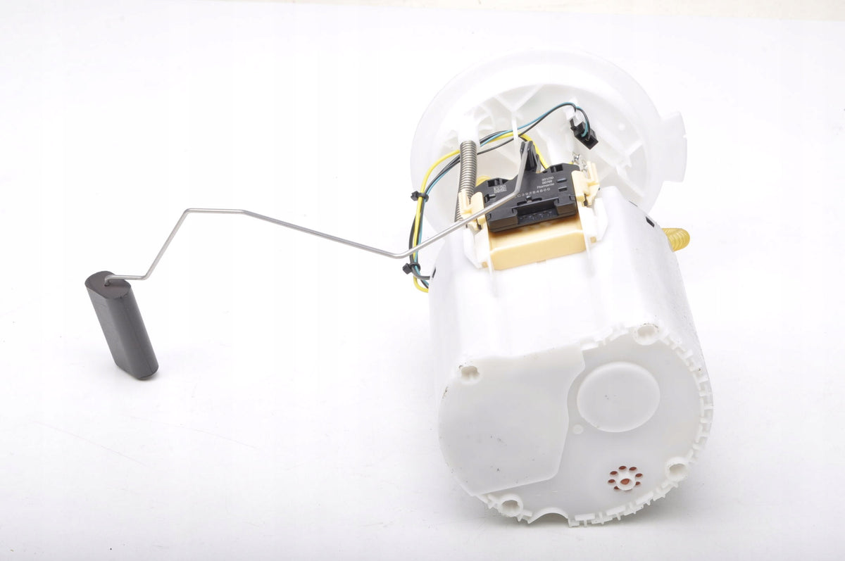 VOLVO XC40 FUEL PUMP PETROL 32203667