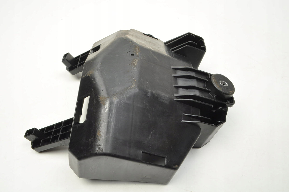 VOLVO XC40 FUSE BOX HOLDER 32266940