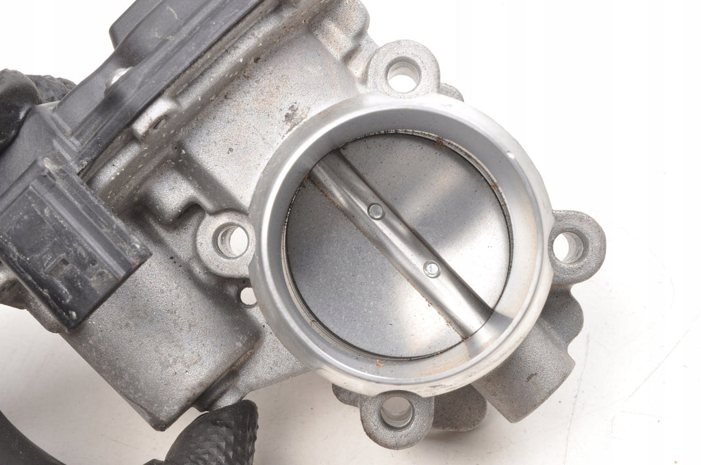 VOLVO XC40 II 1.5 T3 163KM THROTTLE 31465702