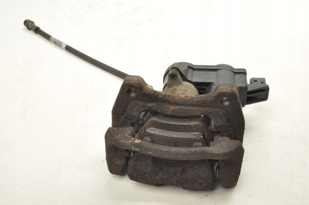 VOLVO XC40 II 2.0 D3 BRAKE CALIPER LEFT REAR 31471183 32276919