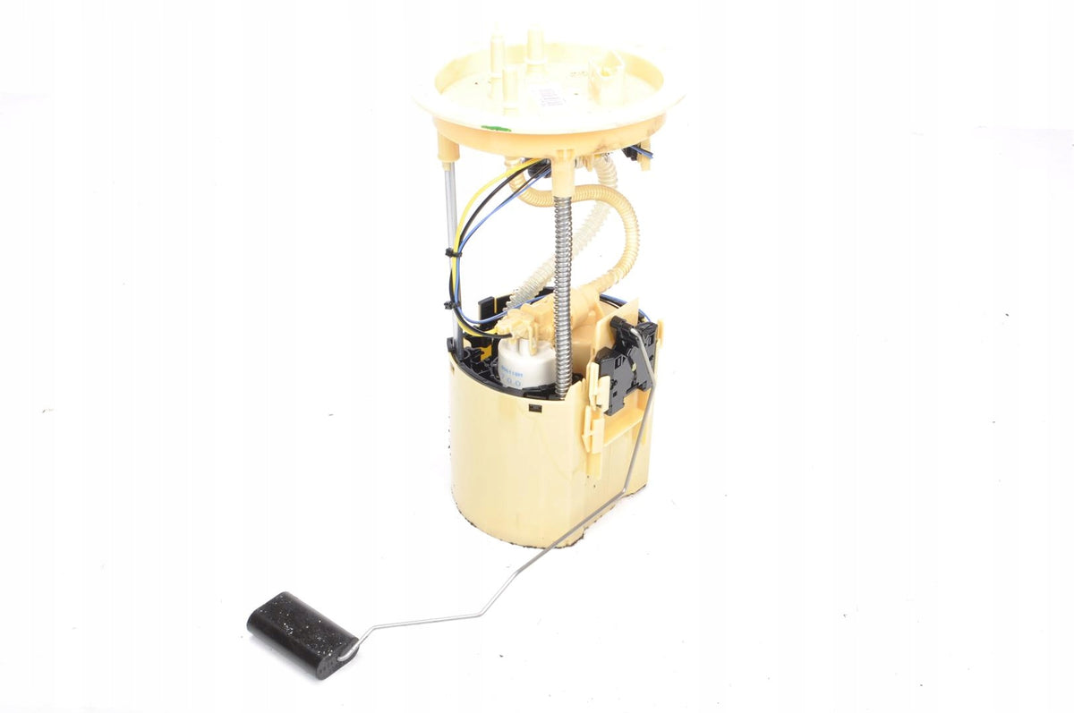 VOLVO XC40 II 2.0 D4 FUEL PUMP 32203668 2017-