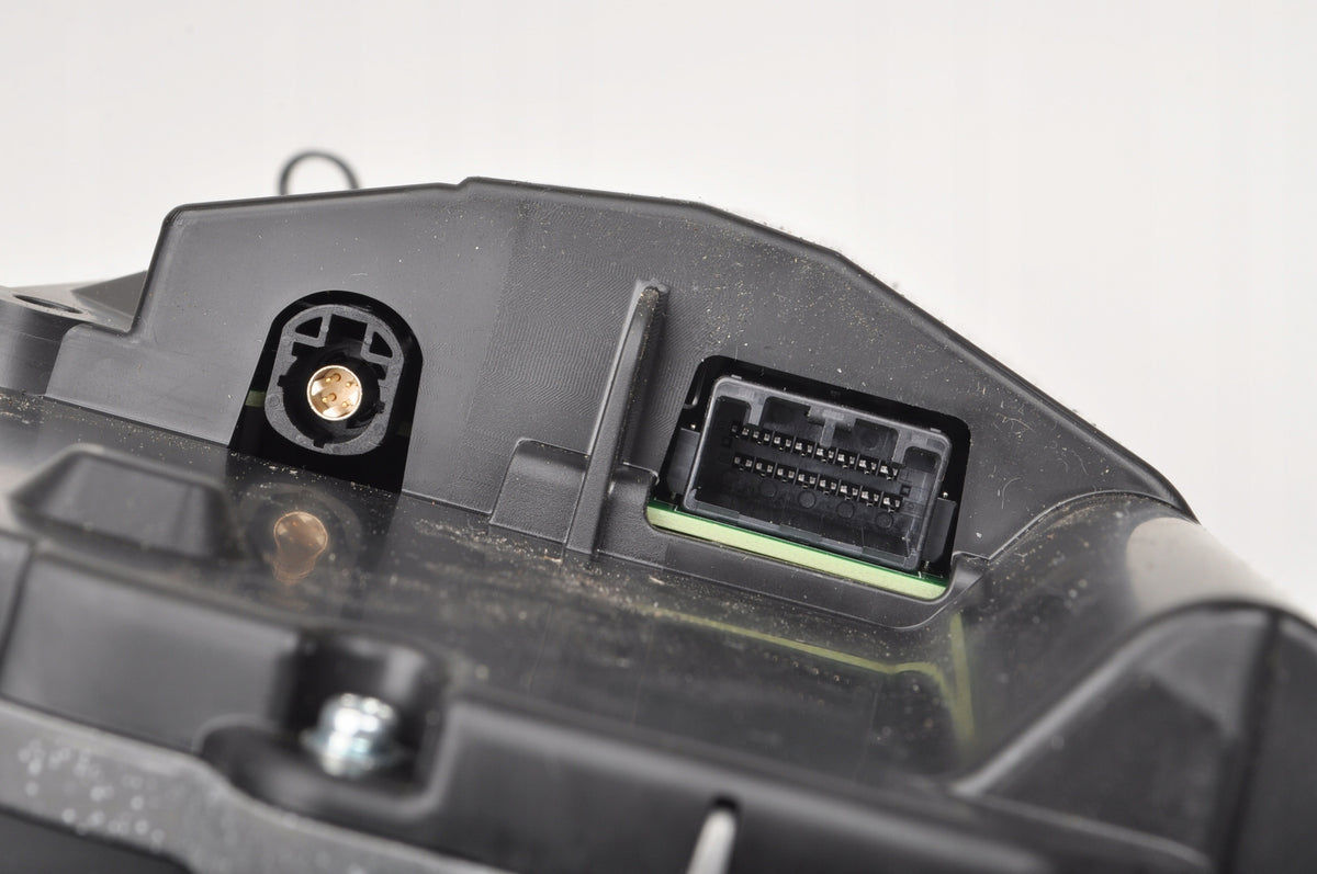 VOLVO XC40 II 2.0 T4 COUNTER CLOCKS 32276171 EUROPE