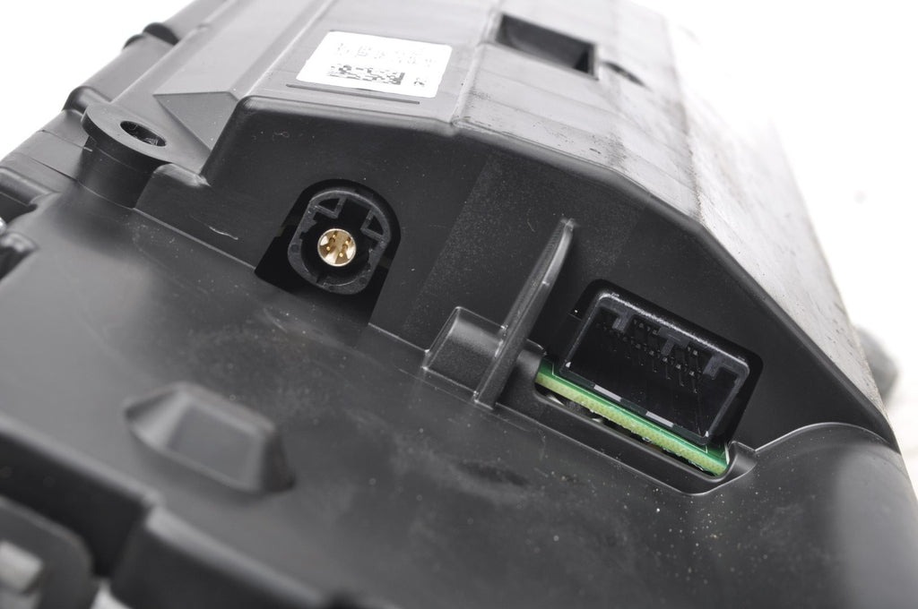 VOLVO XC40 II 2.0 T5 COUNTER CLOCKS 32276759 ENGLISH
