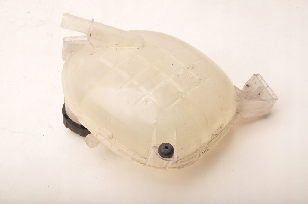 VOLVO XC40 II 31439768 EXPANSION TANK