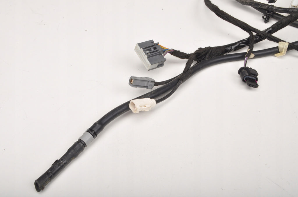 VOLVO XC40 II FLAP BEAM 32265634