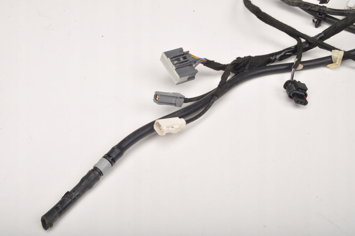VOLVO XC40 II FLAP BEAM 32265634