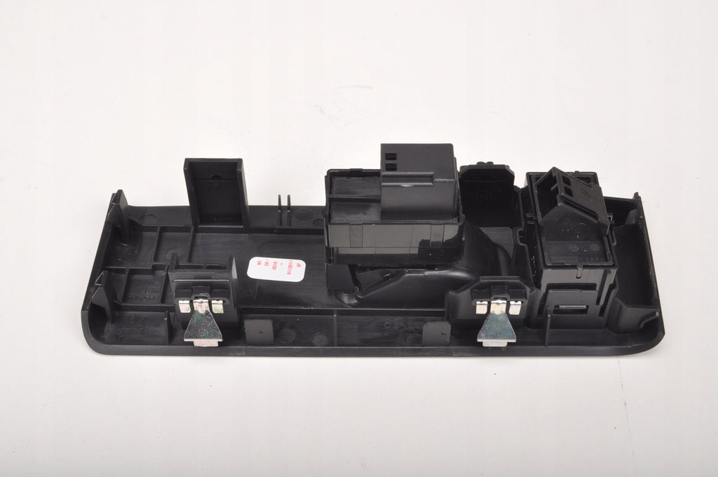 VOLVO XC40 II PANEL WINDOW BUTTON RIGHT FRONT 32274180