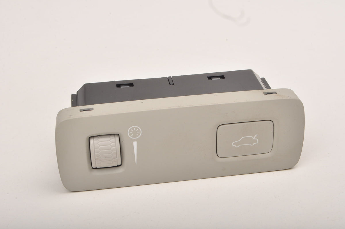 VOLVO XC40 II S90 II XC60 II FLAP OPENING BUTTON 31481439