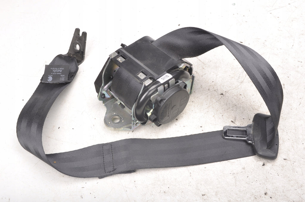 VOLVO XC40 II SEAT BELT LEFT REAR 640670400E