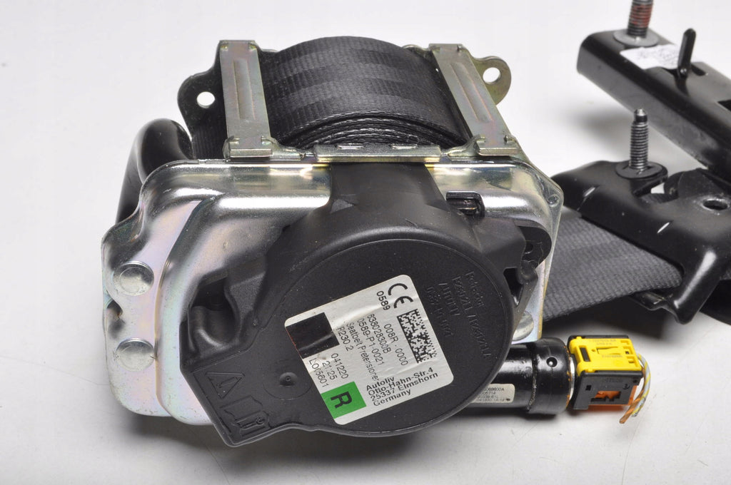 VOLVO XC40 II SEAT BELT RIGHT FRONT 32149127 2021R