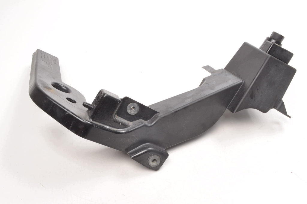 VOLVO XC40 II SLIDE BRACKET FENDER MOUNT LEFT FRONT 32234761