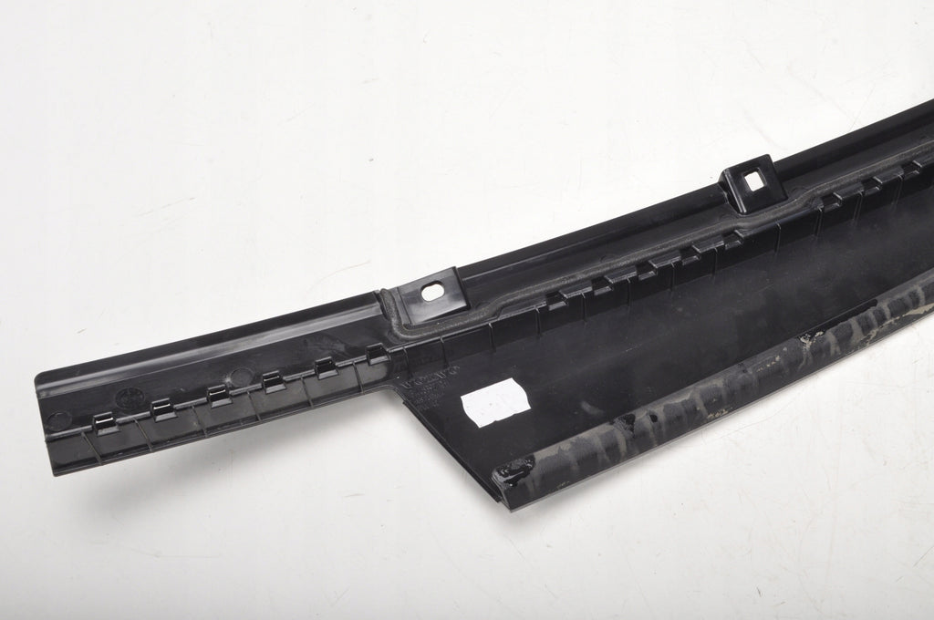 VOLVO XC40 II STRIP RIGHT FRONT VERTICAL 31448392