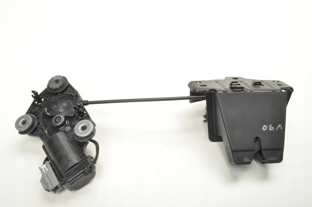 VOLVO XC40 II V90 II XC90 II V60 II TAILGATE LOCK 31349975