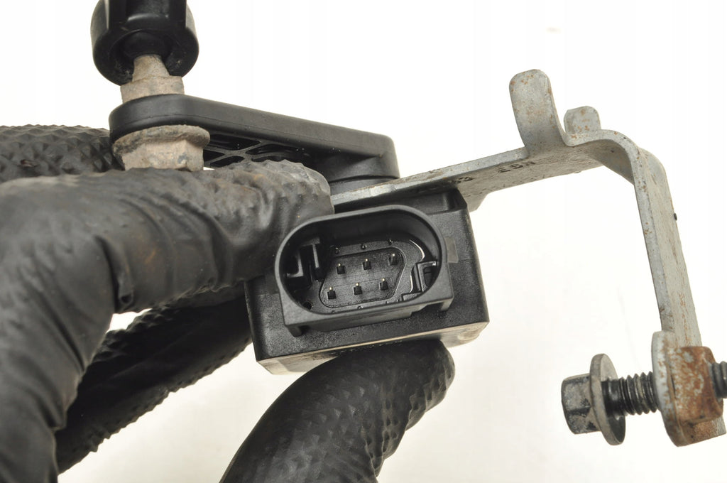 VOLVO XC40 II XENON LEVELING SENSOR 32221958 32221477
