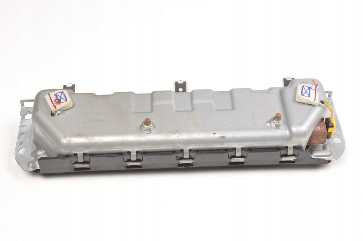 VOLVO XC40 KNEE PAD 31455736