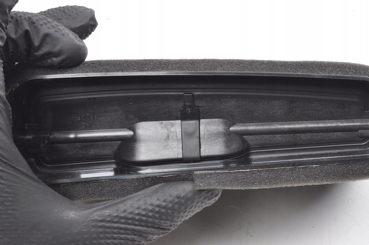 VOLVO XC40 LEFT AIR VENT GRILLE 31442627