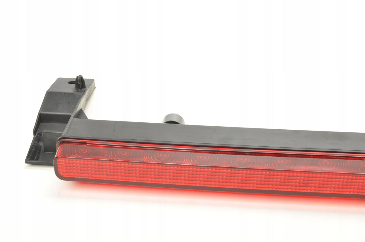 VOLVO XC40 LIGHT LAMP STOP 32345585