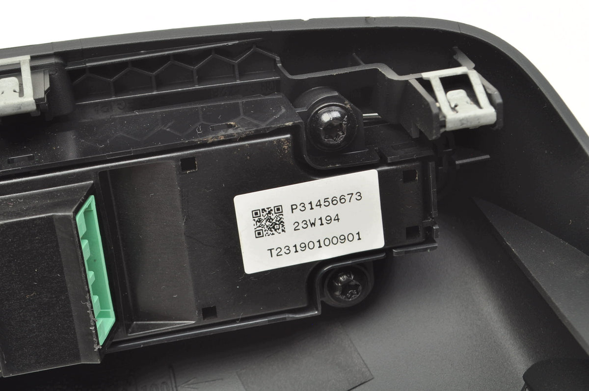 VOLVO XC40 RADIO PANEL 31456673 31442607