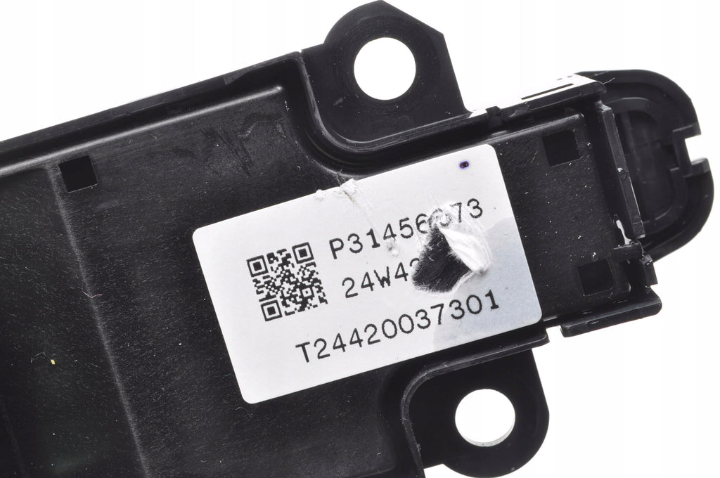 VOLVO XC40 RADIO PANEL RADIO 31456673 2025R