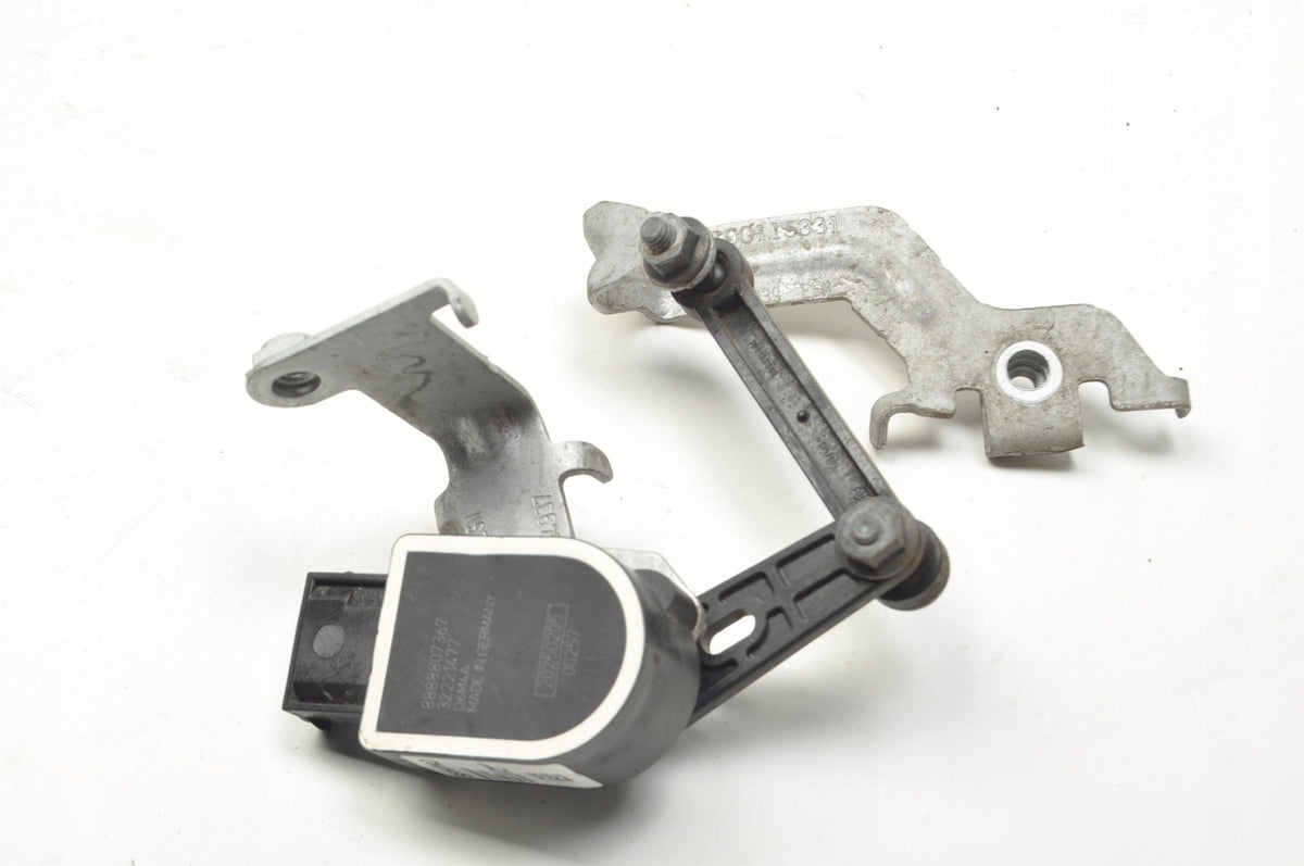 VOLVO XC40 XENON LEVELING SENSOR 32221958 32221477