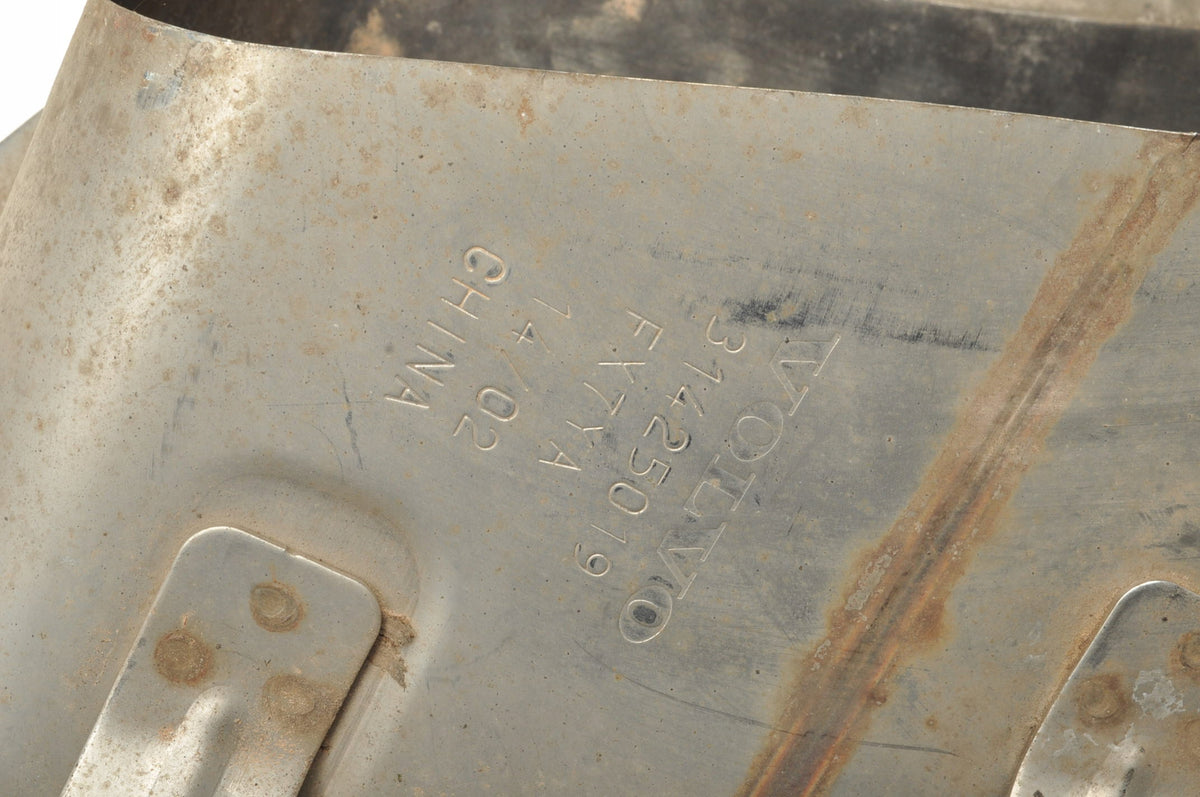 VOLVO XC60 AND EXHAUST TIP 31425019 RIGHT