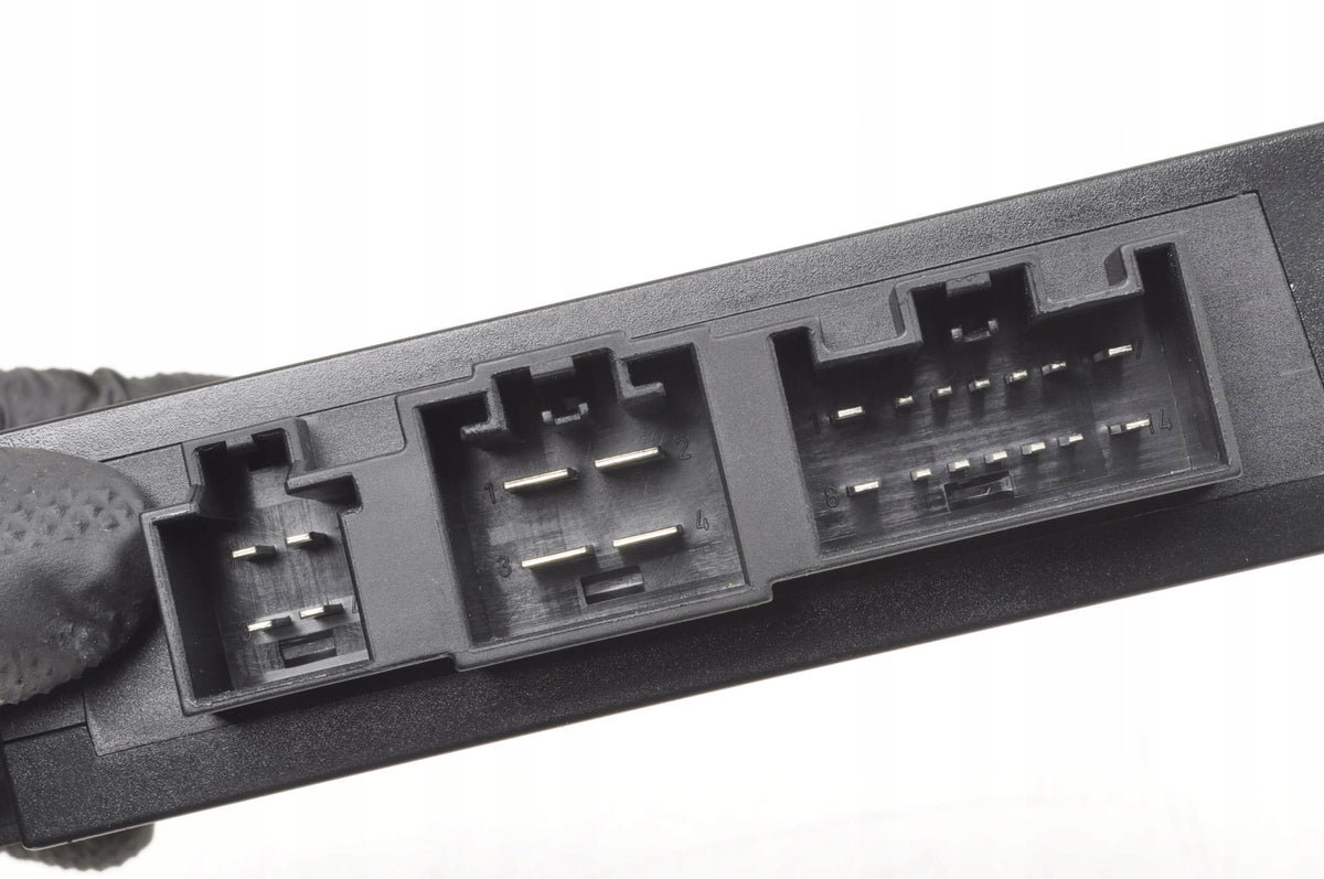 VOLVO XC60 AND FLAP CONTROLLER MODULE 31299156