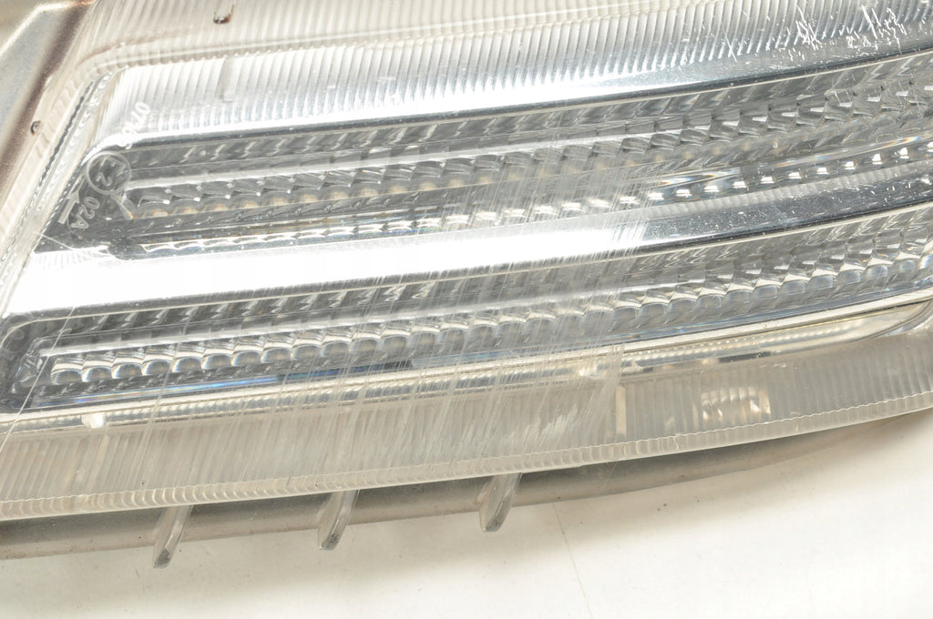 VOLVO XC60 AND LED DAYTIME RUNNING LAMP RIGHT 89052027