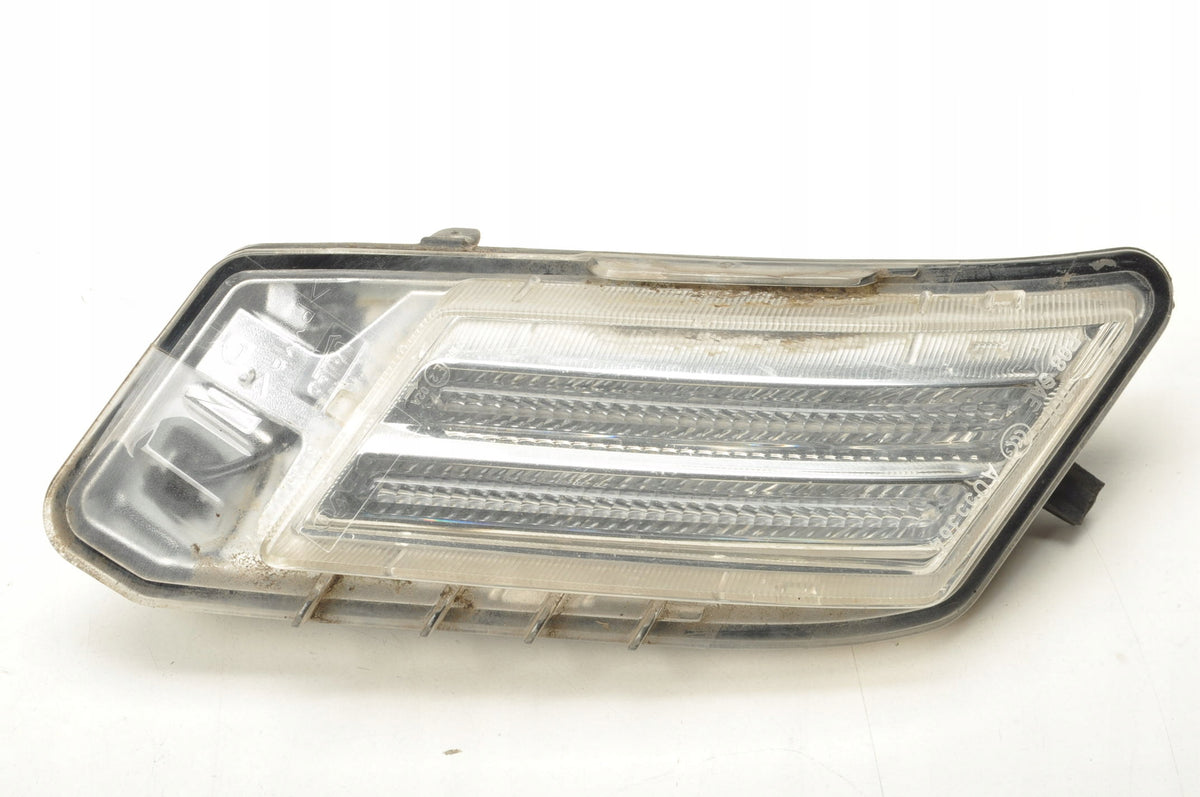 VOLVO XC60 AND LED LAMP 89052027 RIGHT