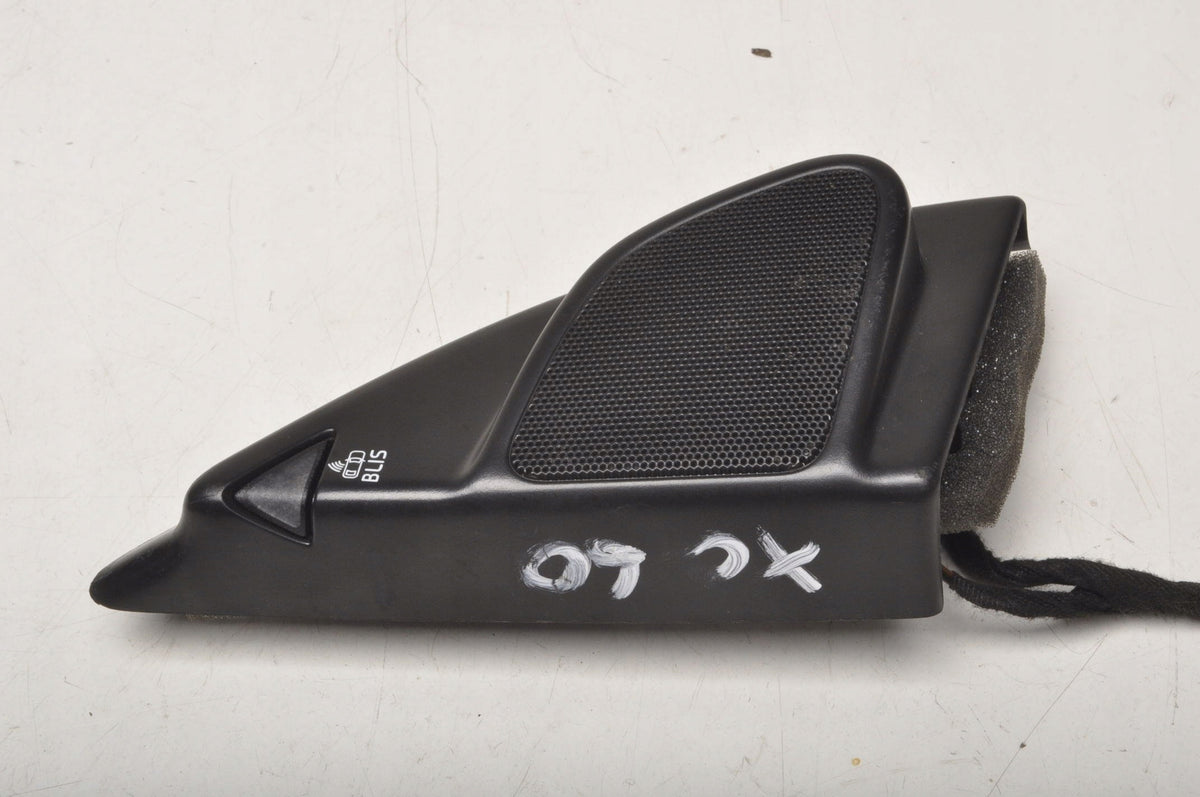 VOLVO XC60 AND PREMIUM SOUND SPEAKER BLIS 31409289