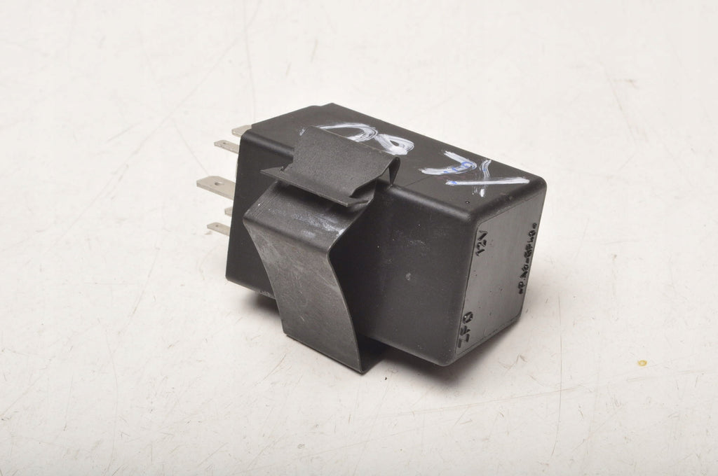 VOLVO XC60 AND RELAY MODULE 31360218