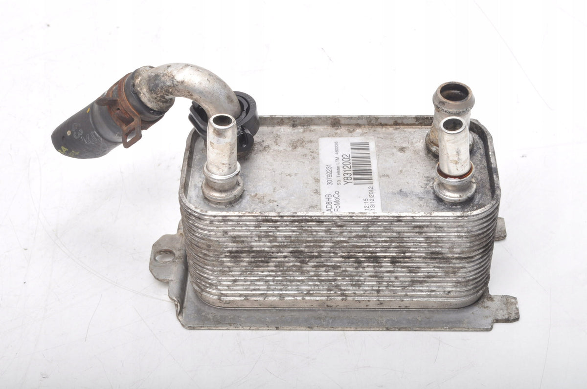 VOLVO XC60 AND S60 V60 2.4 D5 215KM OIL COOLER 30792231