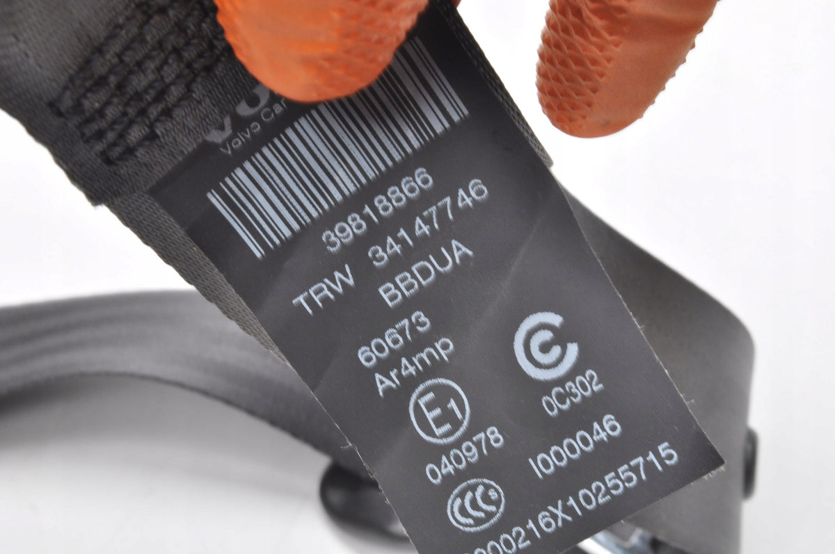 VOLVO XC60 AND SEAT BELT MIDDLE REAR 2 ROW 39818866
