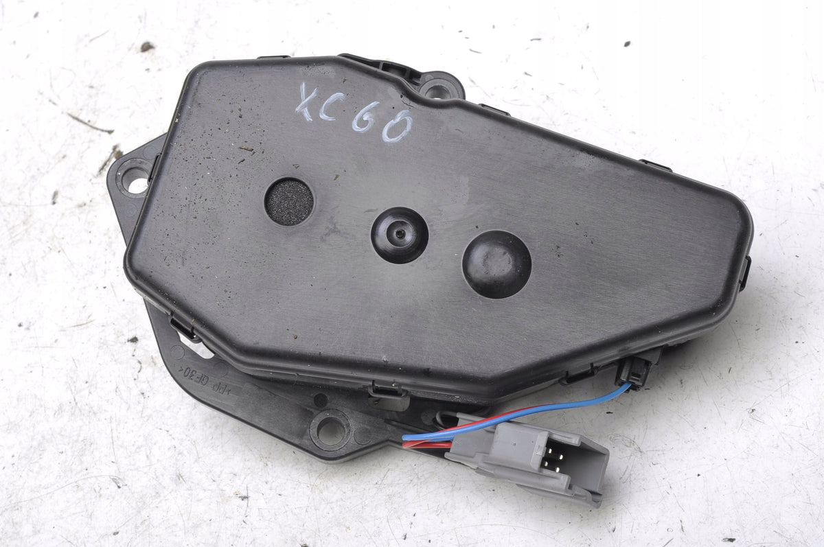 VOLVO XC60 AND TAILGATE PULL 30784562