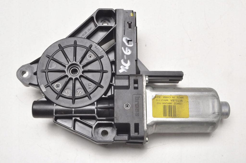 VOLVO XC60 AND WINDSCREEN MOTOR LEFT FRONT 966268-102