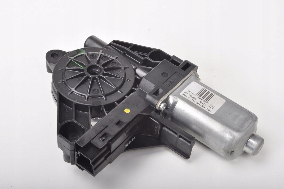 VOLVO XC60 AND WINDSCREEN MOTOR RIGHT FRONT 966269-102