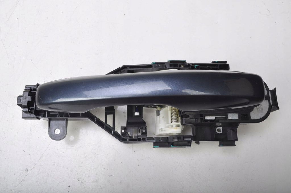 VOLVO XC60 DOOR HANDLE LEFT FRONT 31378250
